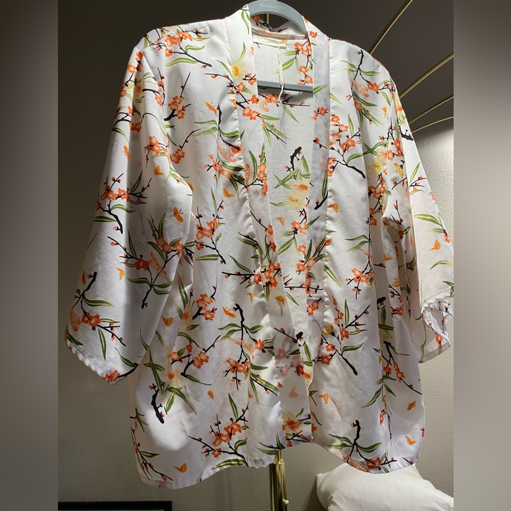 Open thin cardigan / short kimono